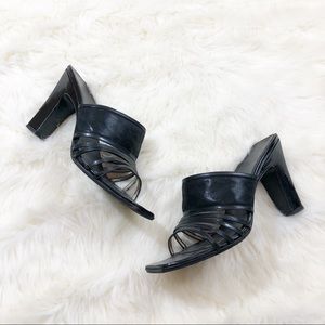 •GTO Italia Slip-On Black Heels•